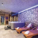 بيت للعطل Beautiful In Stobrec With Sauna *
