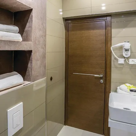 Beautiful In Stobrec With Sauna *