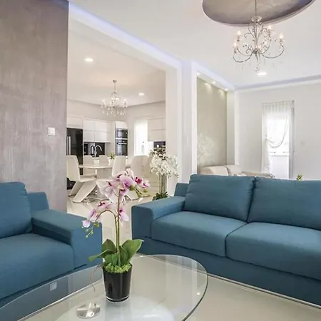 Beautiful In Stobrec With Sauna スプリト