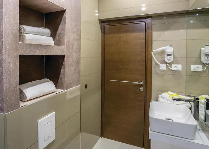 Beautiful In Stobrec With Sauna *